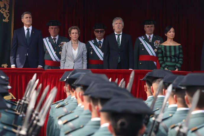 El ministro del Interior, Fernando Grande-Marlaska, en el acto central por la festividad de la patrona de la Guardia Civil en Cádiz.