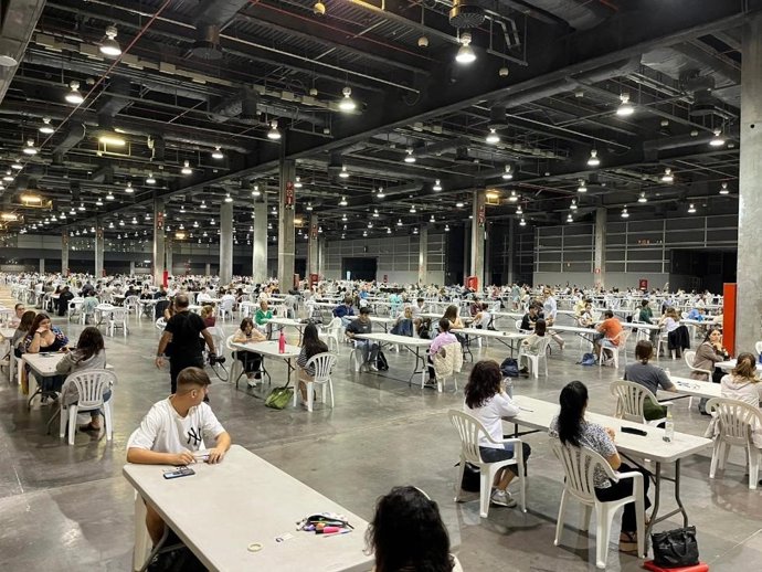Archivo - Examen de la Junta Calificadora de Conocimientos del Valenciano. ARCHIVO. 