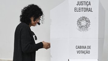 Política