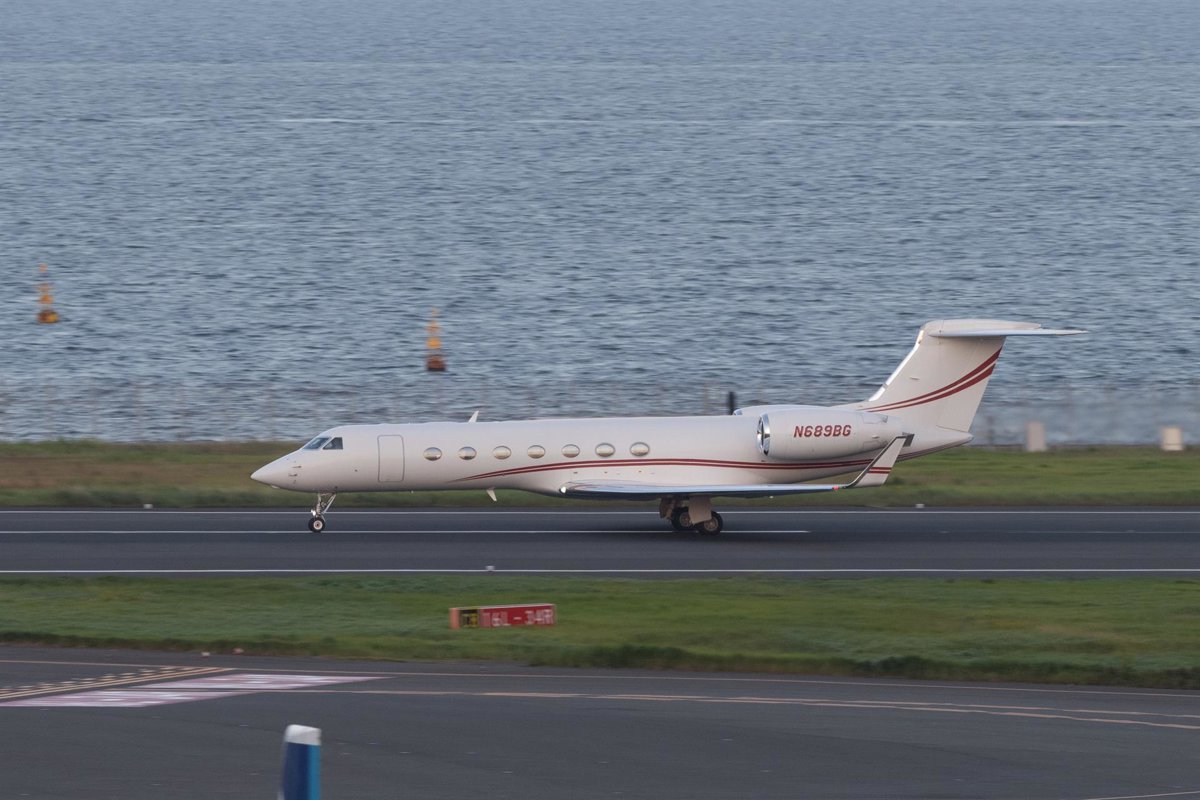 La Guardia Costera de EEUU suspende la búsqueda del avión de...