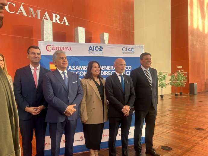Carriedo apunta que el Gobierno "ha fracasado" y pide una oportunidad para que otros resuelvan los retos de España.