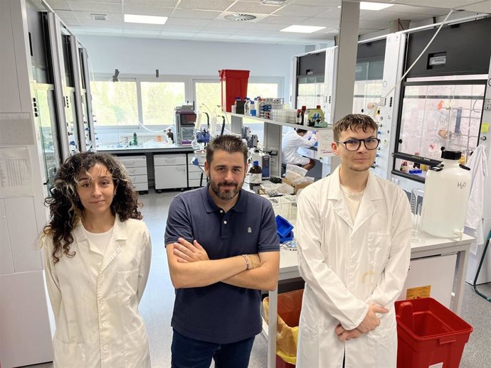 Un equipo de la UMU descubre una reacción química para acelerar el desarrollo de mejores fármacos