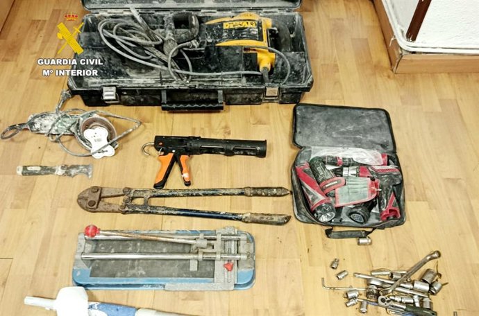 La Guardia Civil evita un robo en una empresa de Suances