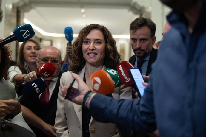 A presidente da Comunidade de Madri, Isabel Díaz Ayuso, participa de um café da manhã informativo organizado pelo Fórum Europa, no Hotel Palace, em 5 de outubro de 2026, em Madri (Espanha).