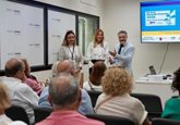 Foto: La Comunidad y el Banco de España forman a 300 mayores para reforzar su seguridad frente al fraude financiero