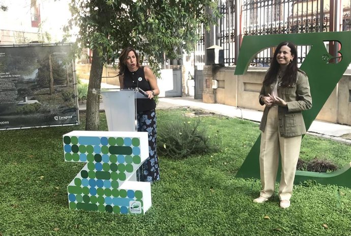 La alcaldesa de Zaragoza, Natalia Chueca, y la consejera municipal de Movilidad y Medioambiente, Tatiana Gaudes, explican la Candidatura a Capital Verde Europea 2028