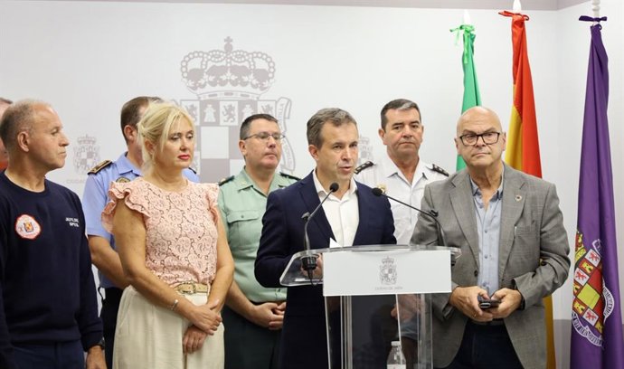 El alcalde, Julio Millán, informa del contenido de la Junta Local de Seguridad