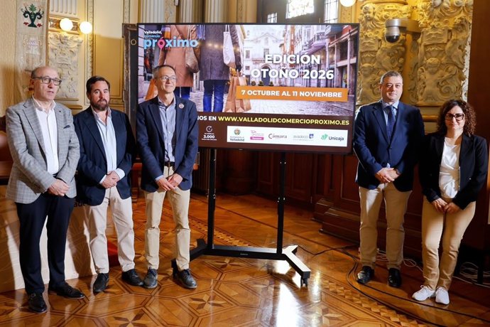 Presentación de la nueva edición de la campaña de bonos de descuento en el comercio de Valladolid.