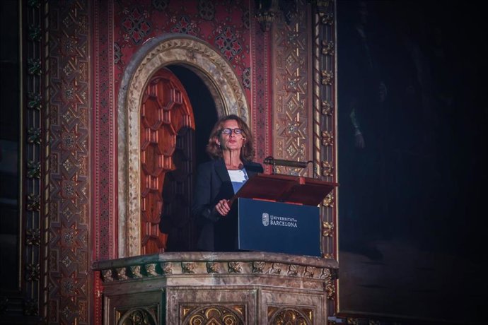 La vicepresidenta ejecutiva de la Comisión Europea para una Transición Limpia, Justa y Competitiva, Teresa Ribera, en el acto de inauguración de la UB este lunes