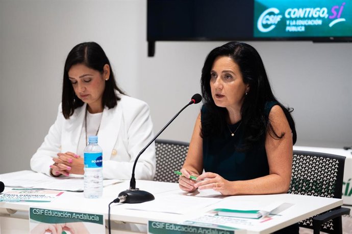 La presidenta de CSIF Educación Andalucía, Elena García.