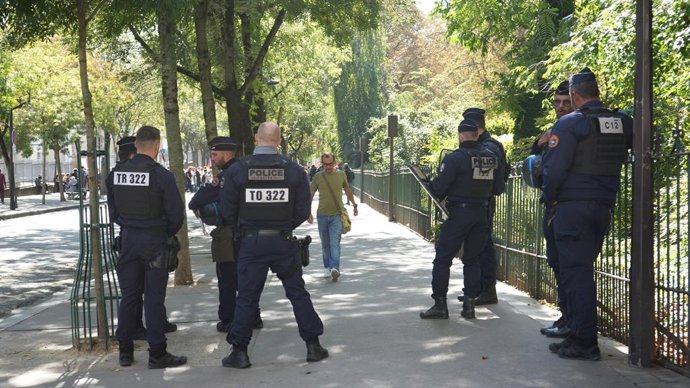 Archivo - Arquivo - Policiais da França em uma foto de arquivo.