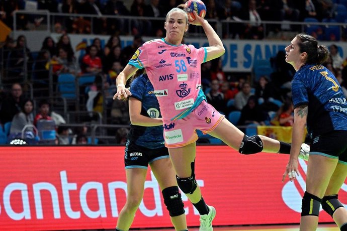Archivo - María Prieto O'Mullony durante un partido con la selección española.