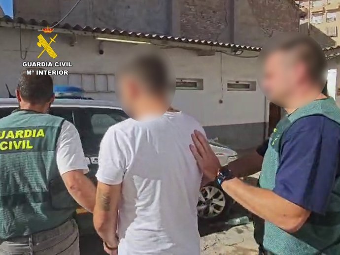 Imatge de les actuacions de la Guàrdia Civil en el marc d'este operatiu