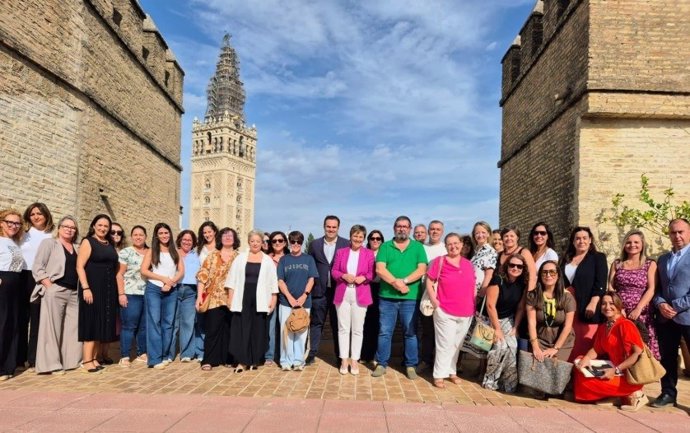 Reunión de la Secretaría General de Inclusión con los equipos de Servicios Sociales de los municipios del entorno de Doñana.
