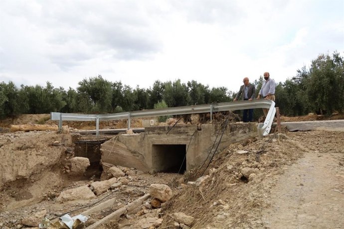 Visita de daños por las tormentas del viernes en Pozo Alcón