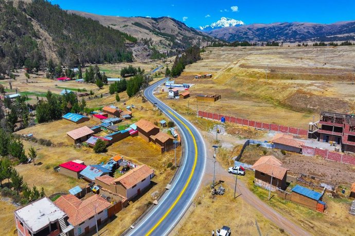 Perú.- Obras por Impuestos acelera inversiones por S/ 7,737 millones entre enero y agosto de 2026