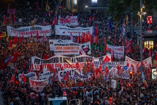 Manifestació en favor de l'habitatge a Barcelona