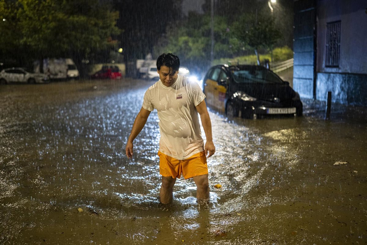 Lluvias y tormentas ponen en aviso a la mitad del país