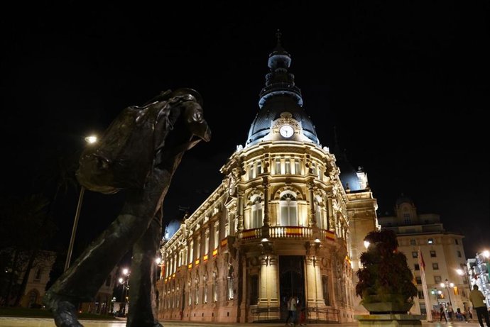 Nueva iluminación del Palacio Consistorial de Cartagena