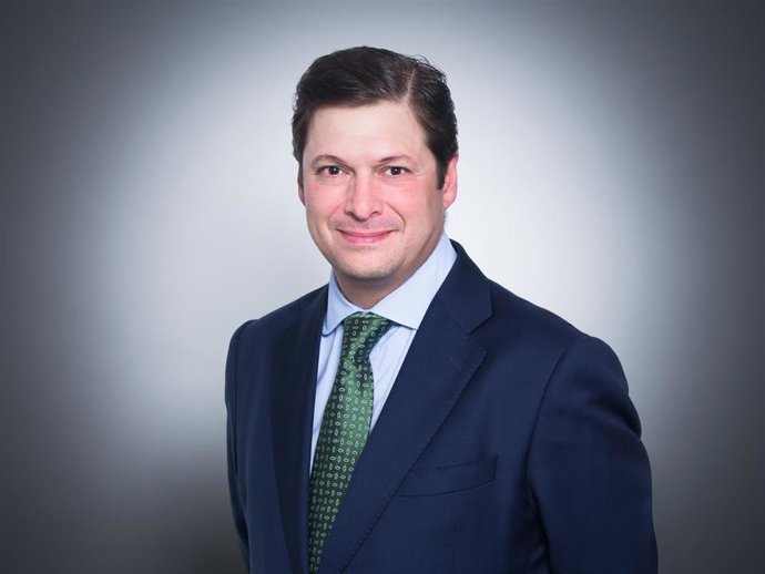 Archivo - El Senior Managing Director y responsable de Comunicación Estratégica de FTI Consulting en España, Juan Rivera