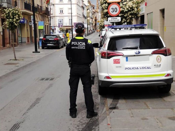 Archivo - Policia Local de Antequera, en una imagen de archivo.