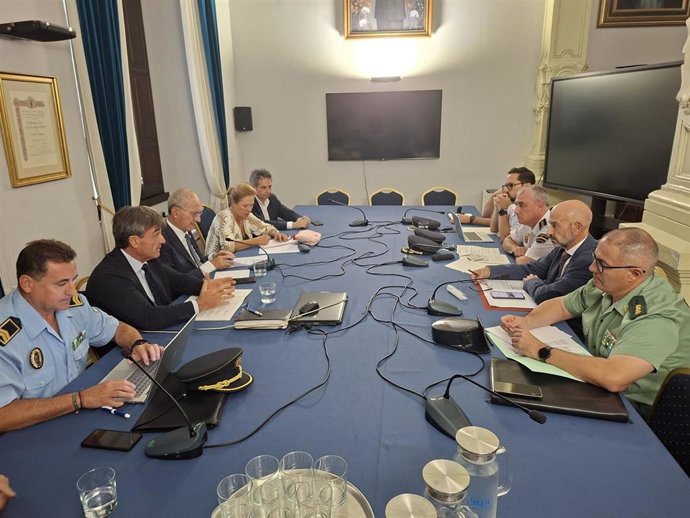 Celebración de una junta local de seguridad de Málaga extraordinaria.