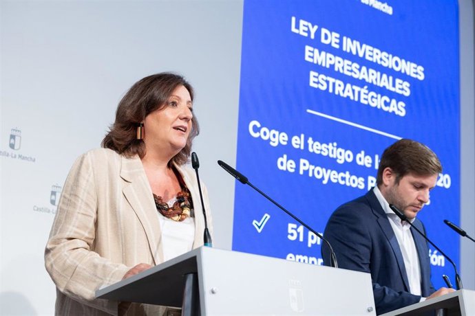 El Consejo de Gobierno ha aprobado este martes la toma en consideración del Anteproyecto de Ley de Inversiones Empresariales Estratégicas, que encara ahora su tramitación parlamentaria para su aprobación en las Cortes de Castilla-La Mancha en este año.