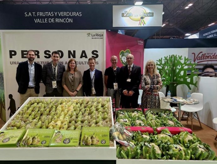 Manzanos resalta la calidad del sector hortofrutícola riojano y su importancia en la economía regional durante la inauguración de Fruit Attraction
