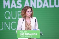 Montero no repetirá de candidata el 29N y espera que Sánchez "venga mucho" a Andalucía, que será una "pieza clave"