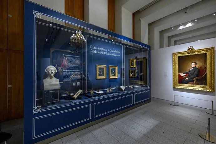 Fotografía de sala de la exposición 'Obras invitadas del Museo Nacional del Romanticismo' en la Galería de las Colecciones Reales.