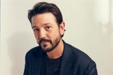 Foto: Diego Luna alerta del "orgullo" de los discursos de odio contra los migrantes: "El miedo es muy rentable"