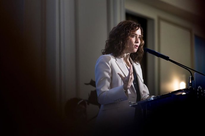 La presidenta de la Comunidad de Madrid,  Isabel Díaz Ayuso, participa en un desayuno informativo de Fórum Europa, en el Hotel Palace, a 5 de octubre de 2026, en Madrid (España).