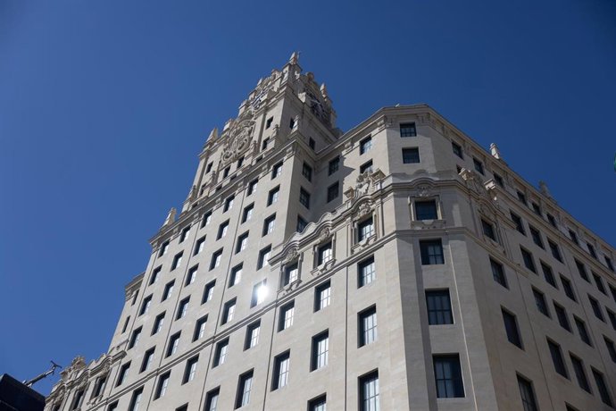 Archivo - Fachada exterior del Edificio Telefónica, a 3 de septiembre de 2026, en Madrid (España).