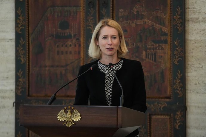 29 de setembro de 2026, Síria, Damasco: A Alta Representante da UE para Assuntos Externos, Kaja Kallas, discursa durante uma coletiva de imprensa conjunta com o ministro das Relações Exteriores da Síria, Asaad Al-Shaibani (não aparece na foto), no Palácio