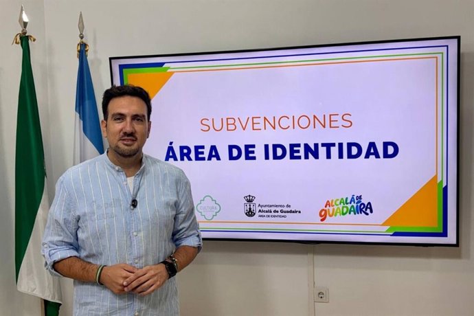 El delegado del Área de Identidad, Christopher Rivas.