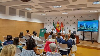 El Clínico San Cecilio celebra durante esta semana un amplio programa de actividades para promover, visibilizar y apoyar la lactancia materna, coincidiendo con la semana europea.