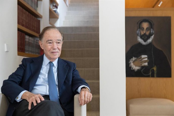 El presidente del Teatro Real, Gregorio Marañón y Bertrán de Lis, posa para Europa Press, a 5 de octubre de 2026, en Madrid (España). 