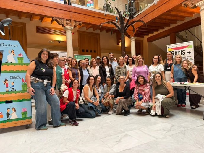 Encuentro sobre la prevención y el cuidado de la salud mental.