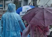 La AEMET amplía los avisos para hoy en Cantabria, que lo estará por lluvias, tormentas y oleaje