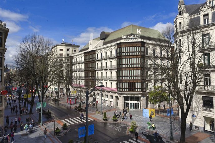 Archivo - Sede de Kutxabank en Bilbao