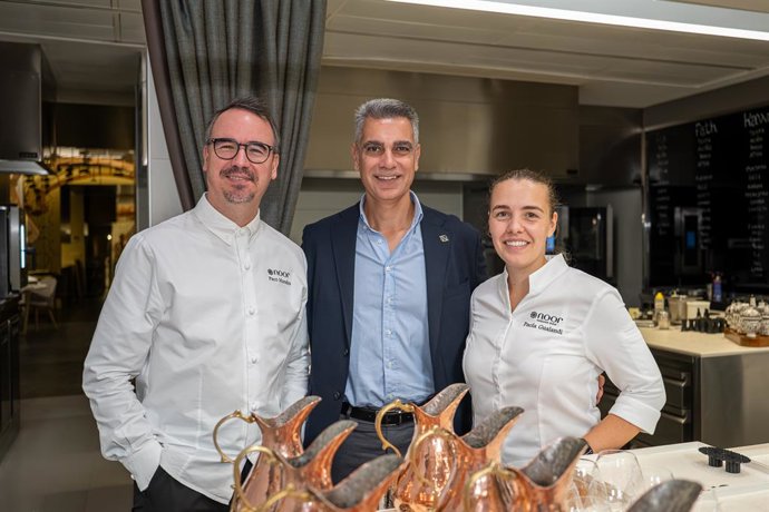 Paco Morales, Juan Luis Galván (Consorcio de Jabugo S.L. Grupo Jorge) y Paola Gualandi.