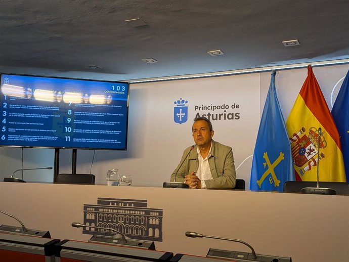 El consejero de Ordenación del Territorio, Urbanismo, Vivienda y Derechos Ciudadanos, Ovidio Zapico.