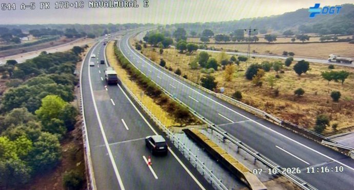 Corte en la A-5 por la retirada de un vehículo siniestrado.