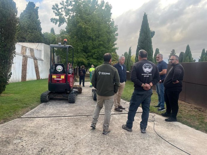 Comienzan los trabajos en la fosa común del cementerio de Cáceres para la exhumación de víctimas del franquismo