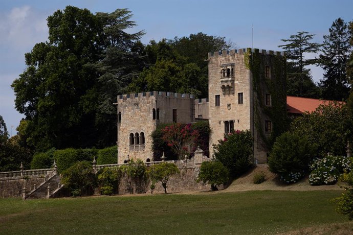 Archivo - Arquivo - Fachada do Pazo de Meirás, em 31 de julho de 2026, em Madri (Espanha). A família Franco iniciou a retirada de seus pertences do Pazo de Meirás, localizado no município de Sada, na província de A Coruña. Trata-se de mais de 400 itens, e
