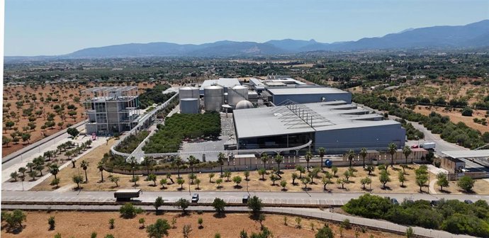 Imagen del Área de Can Canut dentro del Parque de Tecnologías Ambientales de Mallorca donde están ubicadas la planta de selección de envases, la planta de metanización - compostaje y el centro de información y educación ambiental