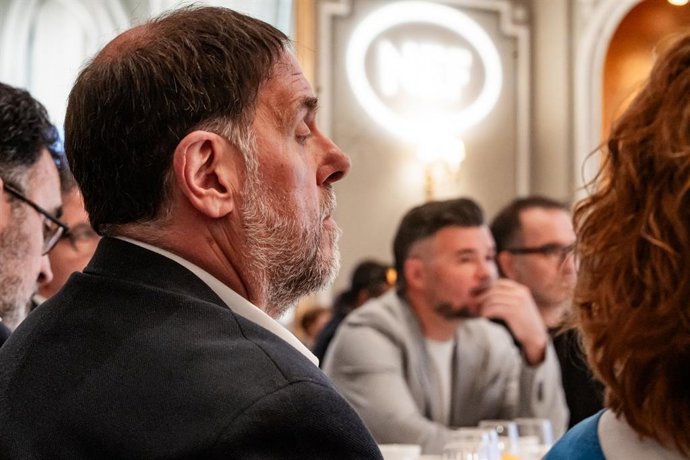 Archivo - El president d'ERC, Oriol Junqueras, i el portaveu d'ERC al Congrés, Gabriel Rufián