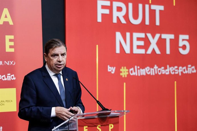 El ministro de Agricultura, Pesca y Alimentación, Luis Planas,  