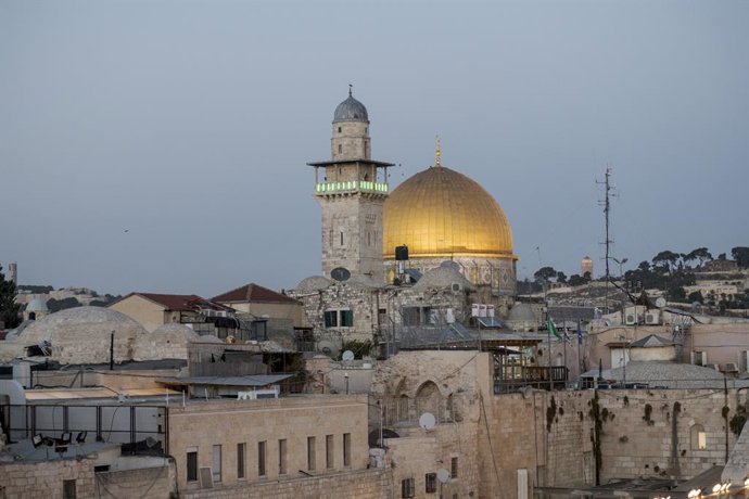 Arquivo - Imagem de arquivo da Cidade Velha de Jerusalém, com a Cúpula da Rocha ao fundo.