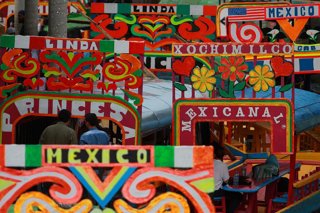 Archivo - 14 July 2019, Mexico, Mexico City: A general view of a number of Trajinera traditional boats at the Embarcadero Nuevo Nativitas Xochimilco tourist attraction, declared a World Heritage Site in 1987. Photo: Francisco Estrada/NOTIMEX/dpa